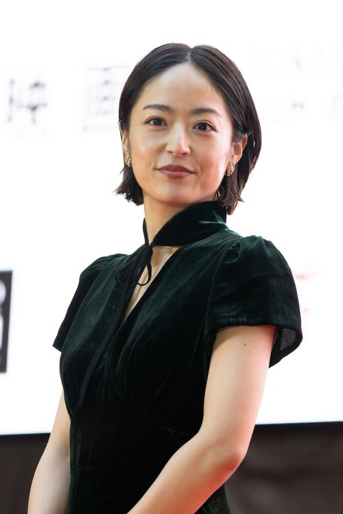 inoue mao inoue mao